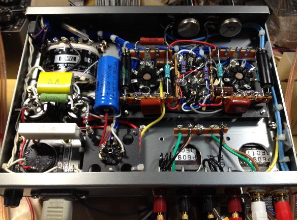 inside of amplifier 2012